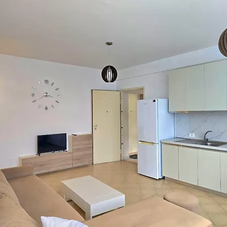 شقة Lura 2 Homes 244 Plazhi San Pietro