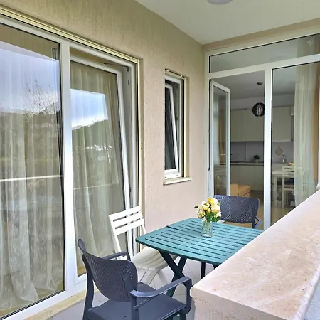Lura 2 Homes 244 Apartment Plazhi San Pietro