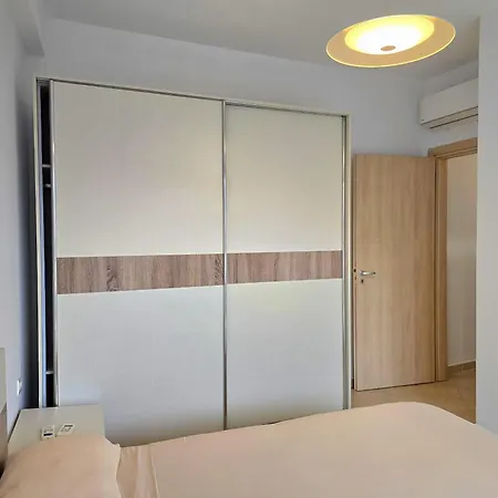 Lura 2 Homes 244 * Plazhi San Pietro