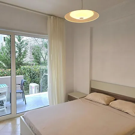 Apartment Lura 2 Homes 244 Plazhi San Pietro